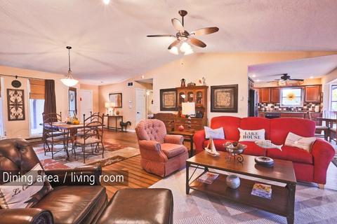 428 Baldwin Dr, Howard, OH 43028 photo 8