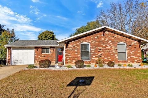 1965 Ottawa Dr, Circleville, OH 43113 photo 1