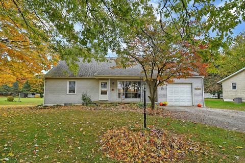 2033 Lees Rd, Hebron, OH 43025 photo 1