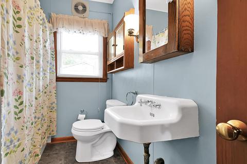 2033 Lees Rd, Hebron, OH 43025 photo 12