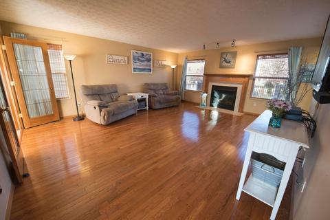 202 Brenden Loop, Delaware, OH 43015 photo 7