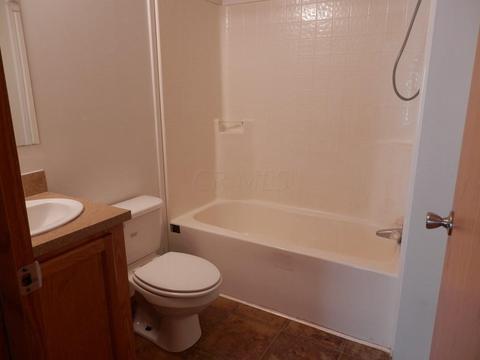 898 E Mark St, Marion, OH 43302 photo 11