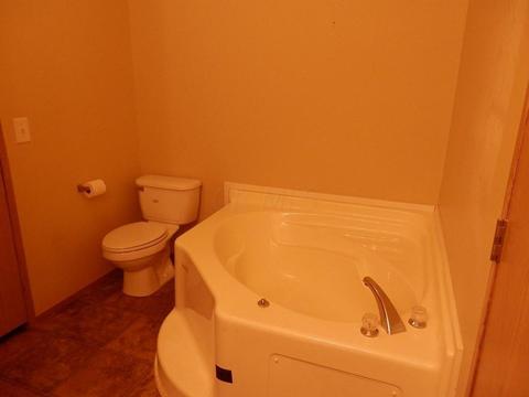 898 E Mark St, Marion, OH 43302 photo 9