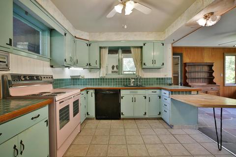 5926 Beechview Dr E, Worthington, OH 43085 photo 12