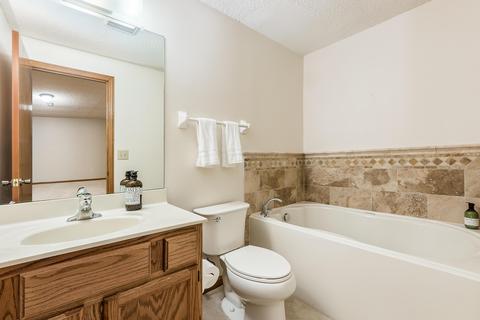 7992 Jaymes St, Dublin, OH 43017 photo 18