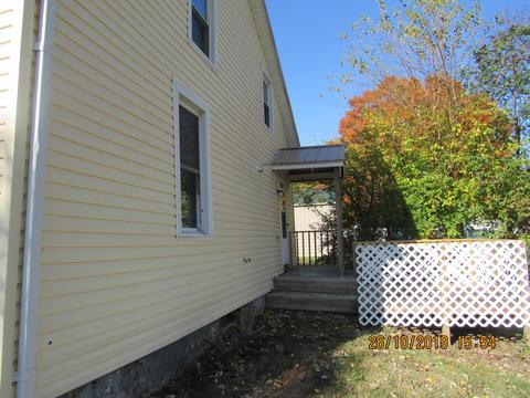 349 E High St, Circleville, OH 43113 photo 2