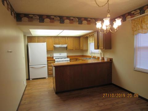 506 Sycamore Dr, Circleville, OH 43113 photo 4
