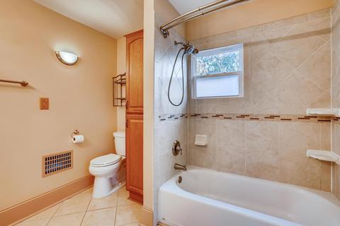 386 E Markison Ave, Columbus, OH 43207 photo 16