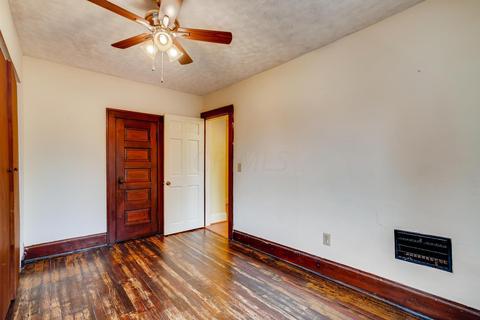 386 E Markison Ave, Columbus, OH 43207 photo 19