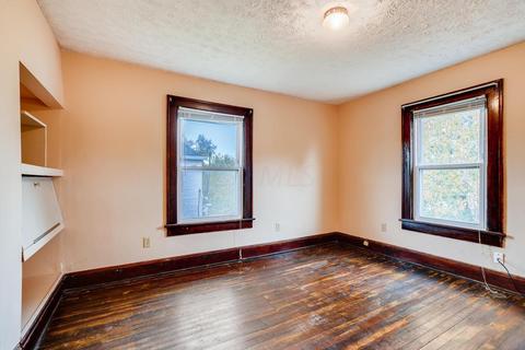 386 E Markison Ave, Columbus, OH 43207 photo 14