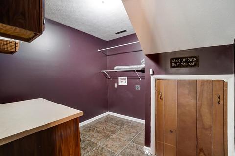 986 Hickory Rd, Heath, OH 43056 photo 22
