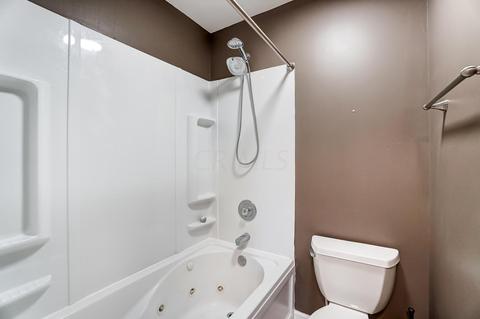986 Hickory Rd, Heath, OH 43056 photo 14