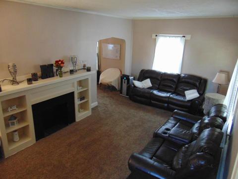 233 E Walnut St, Marion, OH 43302 photo 2