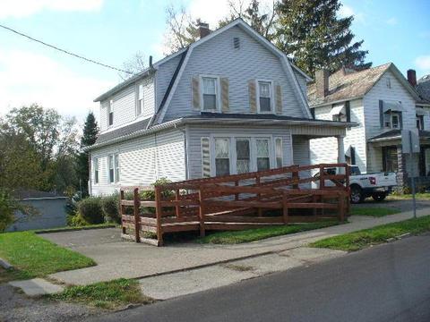 581 E Main St, Newark, OH 43055 photo 2