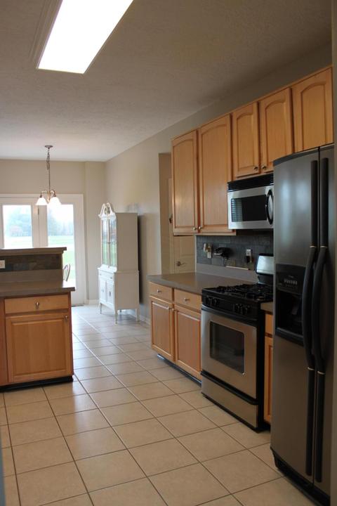 352 Trail E, Pataskala, OH 43062 photo 26
