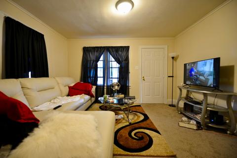 813 Ruby Ave, Columbus, OH 43227 photo 3