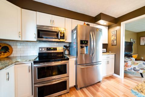 70 E Douglas St, Johnstown, OH 43031 photo 13