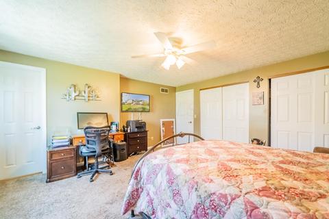 70 E Douglas St, Johnstown, OH 43031 photo 22