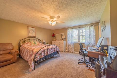 70 E Douglas St, Johnstown, OH 43031 photo 20