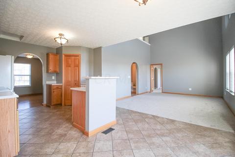 3002 Devonshire Dr, Delaware, OH 43015 photo 8