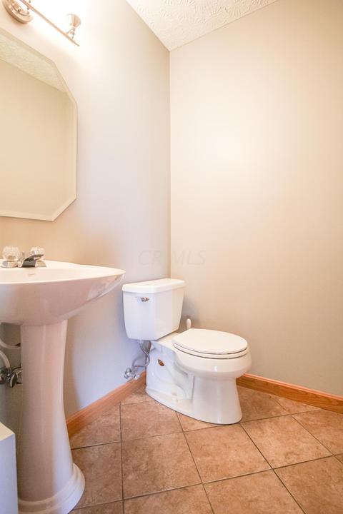 3002 Devonshire Dr, Delaware, OH 43015 photo 19