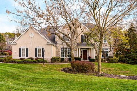 7834 Holiston Ct, Dublin, OH 43016 photo 1
