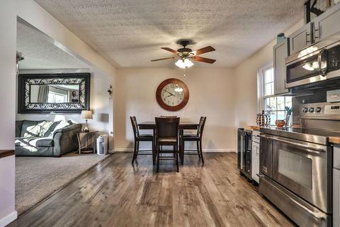 532 Douglas Dr, Circleville, OH 43113 photo 5