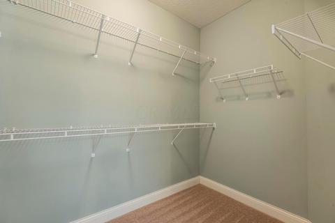 5912 Eiger Dr, Columbus, OH 43213 photo 14