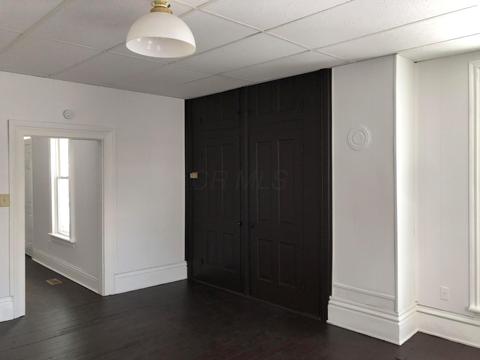 125 E High St, Circleville, OH 43113 photo 7