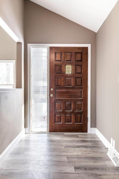 555 Edgewood Dr, Circleville, OH 43113 photo 6