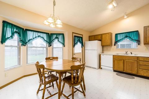 662 Crofton Loop, Delaware, OH 43015 photo 11