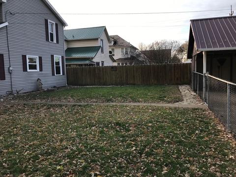 696 E Front St, Logan, OH 43138 photo 9