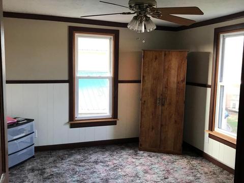 696 E Front St, Logan, OH 43138 photo 14