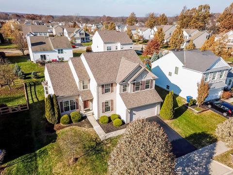 208 Emerald Ice Loop, Delaware, OH 43015 photo 4