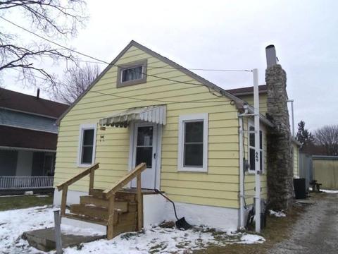 449 E Mark St, Marion, OH 43302 photo 1