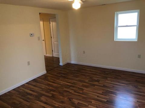 326 Lancaster Pike, Circleville, OH 43113 photo 8