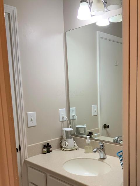 7770 Sawmill Rd, Dublin, OH 43016 photo 3