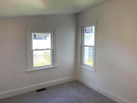 513 E Mound St, Circleville, OH 43113 photo 17