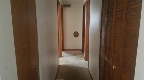 583 E Tulane Rd, Columbus, OH 43202 photo 2