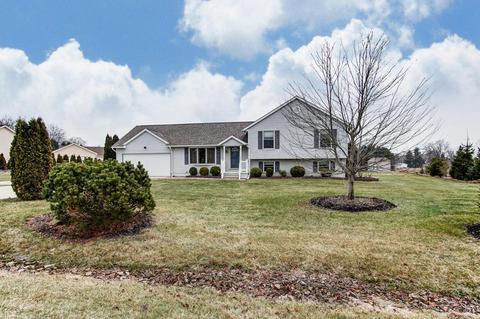 43 Millstone Cir, Pataskala, OH 43062 photo 2