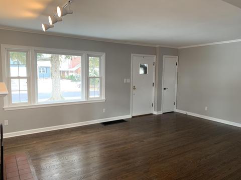 53 Howard Ave, Worthington, OH 43085 photo 3