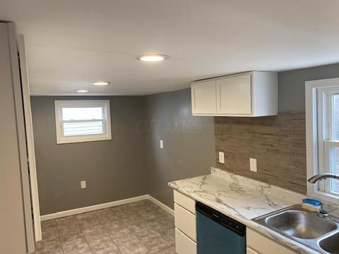 213 W Corwin St, Circleville, OH 43113 photo 8