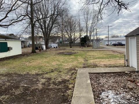 213 W Corwin St, Circleville, OH 43113 photo 5