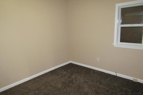 23 E Smiley Ave, Shelby, OH 44875 photo 5