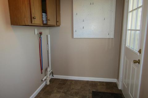 23 E Smiley Ave, Shelby, OH 44875 photo 2