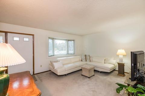 6308 Bannister Dr, Dublin, OH 43017 photo 3