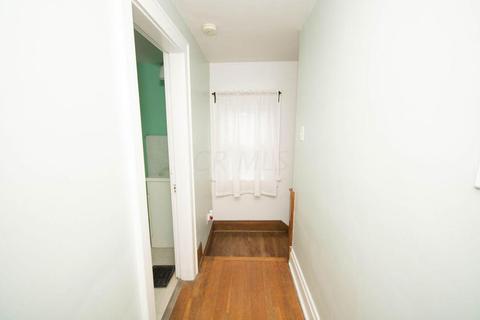 137 E Kelso Rd, Columbus, OH 43202 photo 29