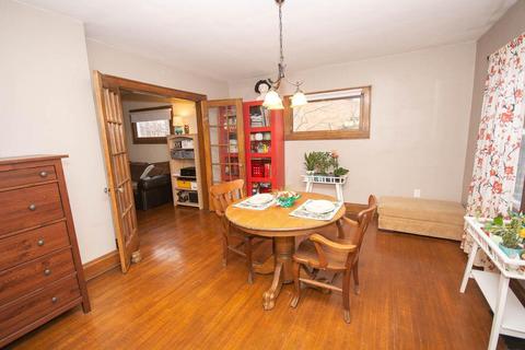 137 E Kelso Rd, Columbus, OH 43202 photo 8
