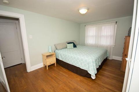 137 E Kelso Rd, Columbus, OH 43202 photo 22