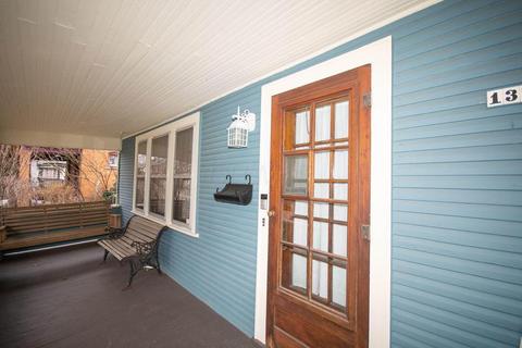 137 E Kelso Rd, Columbus, OH 43202 photo 4